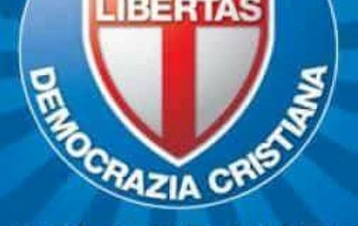 LA RIUNIFICAZIONE DELLA DEMOCRAZIA CRISTIANA: “STRADA FACENDO VEDRAI…”