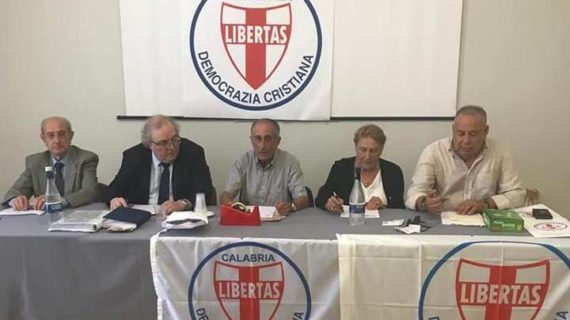 Si riunisce quest’oggi a Lamezia Terme (CZ) il Consiglio Direttivo della Democrazia Cristiana regione Calabria presieduto dal Segretario regionale D.C. Francesco Zoleo >.