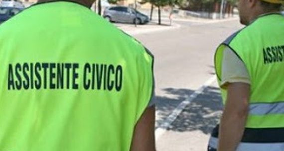 Le varie problematiche che sorgono con l’utilizzo degli “assistenti civici” nei servizi di controllo sul distanziamento delle persone.