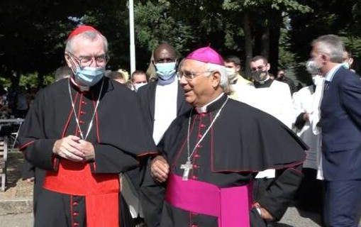 Il Segretario di Stato vaticano Cardinal Pietro Parolin in visita al santuario mariano a Torre di Ruggiero (in provincia di Catanzaro)