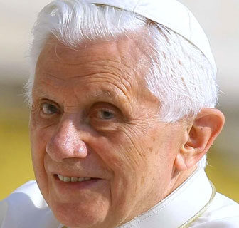 LO STRAORDINARIO SGUARDO DI PAPA BENEDETTO XVI !